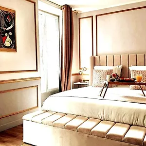 Da Vinci Montmartre Aircon Апартаменты