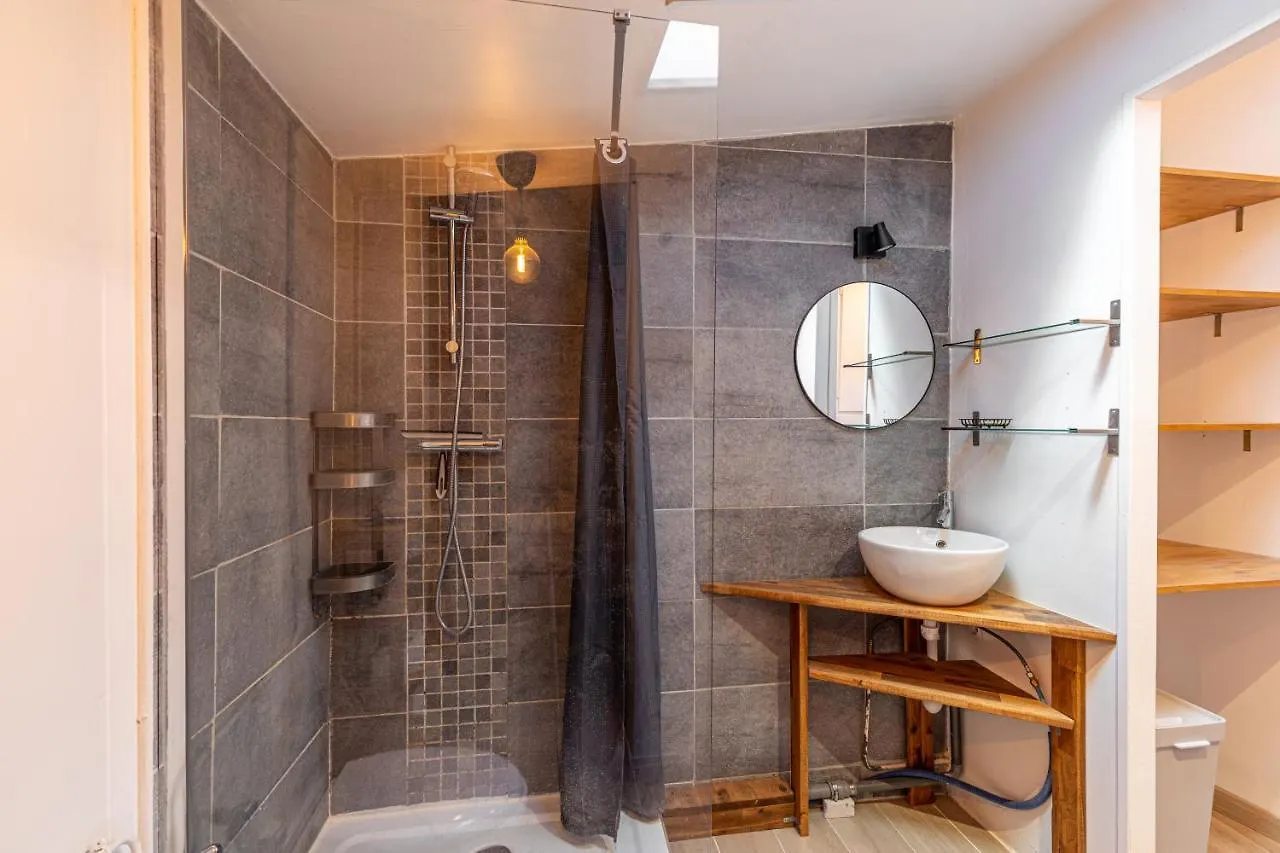 Guestready - Bright Lovely Studio In Bvd Garibaldi Paris Apartment